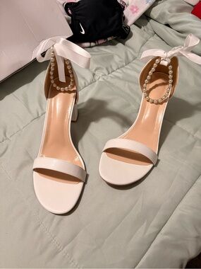 AnyBody White Pearl-Ankle Ribbon Block Heels